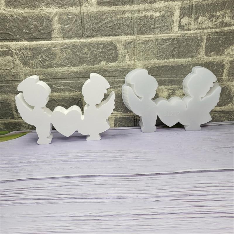 Elegant Sturdy Silicone Mould Featuring Boy and Girl with Heart Ornament for Creative Jewelry Making and Decoration