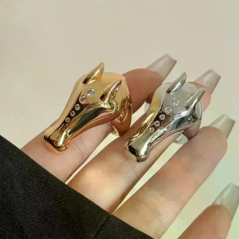 Light Luxury Exaggerated Personalized Metal Horse Head Ring Zircon Inlay Horse Fashion European American Style Ring Jewelry