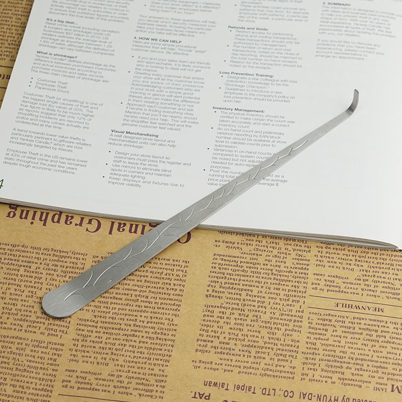 Aroma Candle Tool Kit: Wick Trimmer, Snuffer, Extinguishing Hook, and Tray.