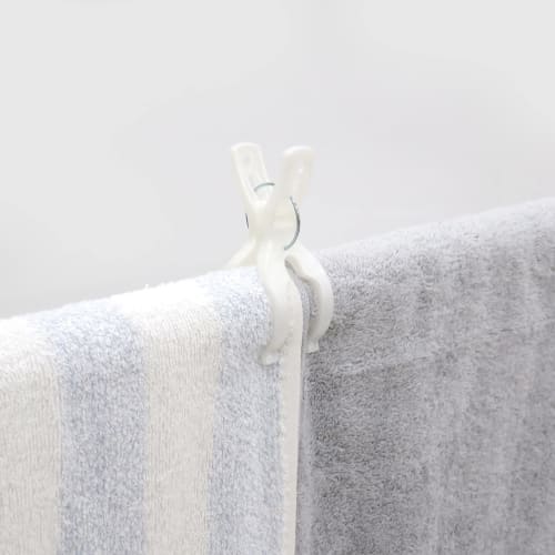 Towa Sangyo Neosul Wide Pole Clothespins, White/Blue, Approx. 4.4 X 3.4 X 9cm, Pack of 6