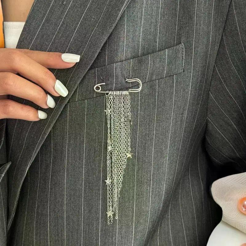Women Tassel Pins Jewelry Fashion Autumn Winter Coat Brooch Waist Buckle Button Clasps Trouser Leg Decorative Brooch