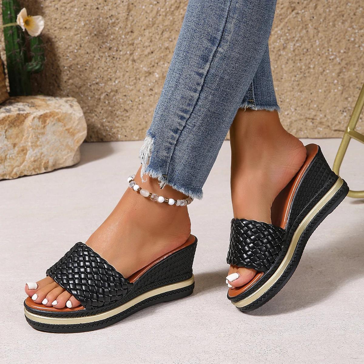 

Fashion Women Wedges Sandals Trend Round Head Thick Sole Sandals 2025 New Summer Platform Slippers Woman Lightweight Beach Shoes Women 37 чорний