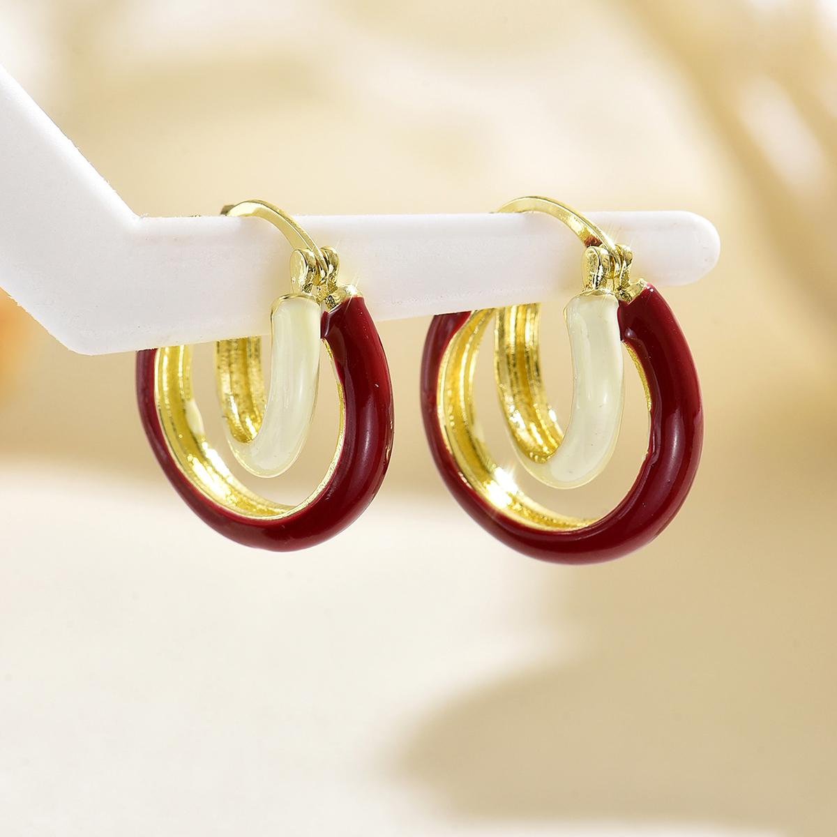 Two-Tone Enamel Double Hoop Earrings Vintage Red Cream Huggie Earrings Women‘s’ Holiday & Party/ Office Wear Jewelry