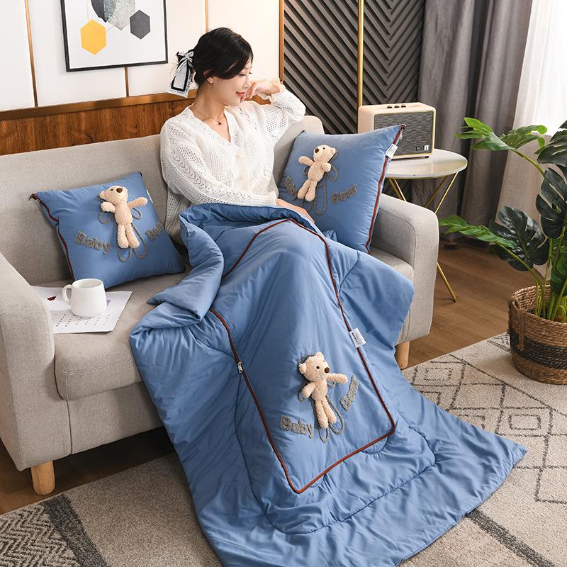 Manta Almohada Multifuncional con Logo Personalizado - Perfecta para Oficina y Coche Aire Acondicionado de Verano.