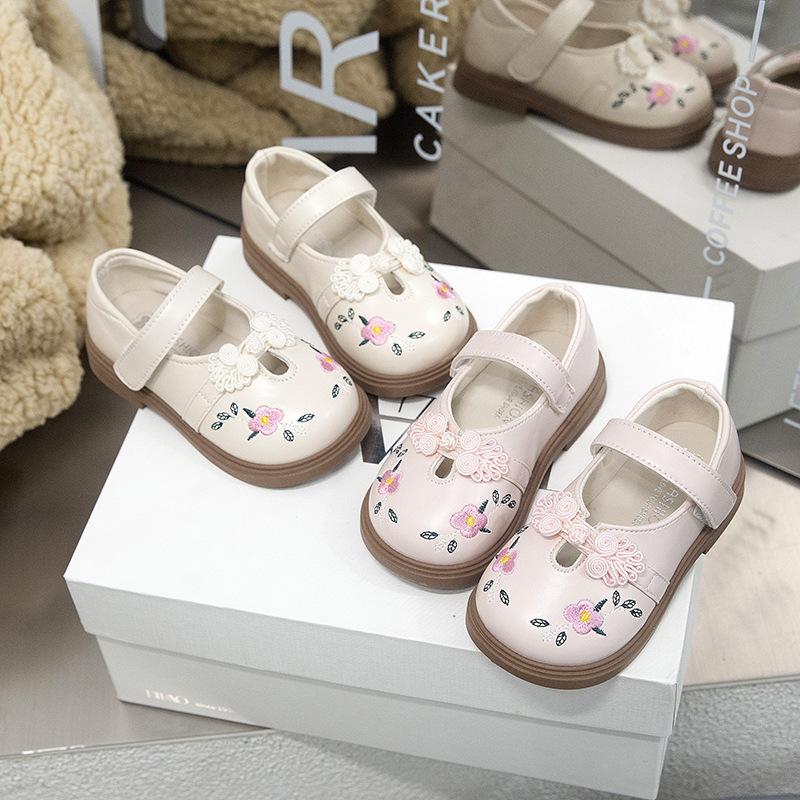 Fashion Girls' Shoes Spring New Kids Embroidered Leather Shoe Soft Soled Girls Casual Shoes Anti Slip Child Performance Shoe