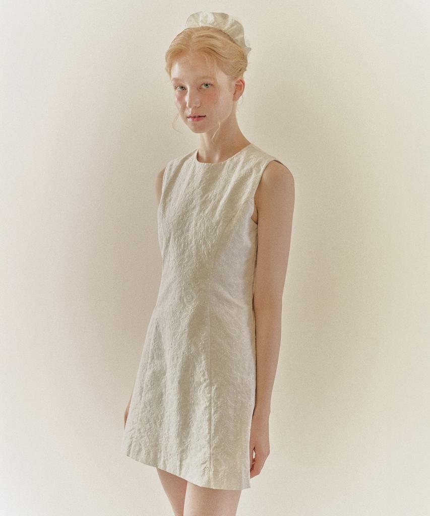 Ninakoseuta Mini Paisley Embroidery Dress_White