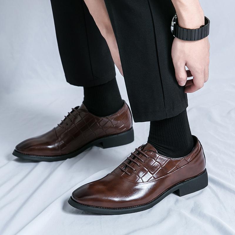 Fashion New Arrival Male Shoes Leather Fashion Oxfords Shoes Men All-match Men Wedding Dress Shoes Vintage Men Stylish Casual Footwear