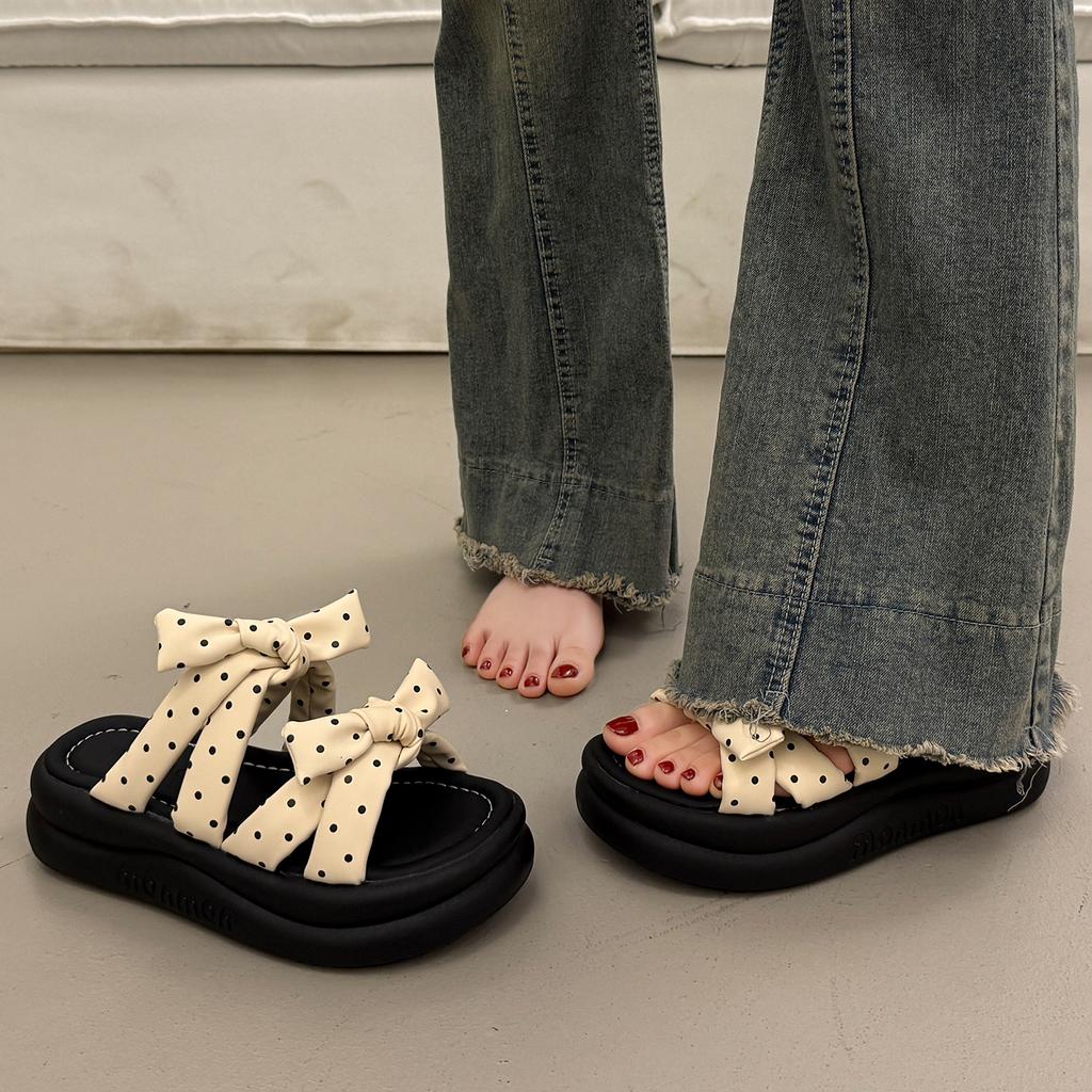 Mode Hausschuhe Lässige Strandschuhe Pantoletten Plateau Slipper Damen Luxus Sabot 2025 Modeschuhe Sommer Clogs Frau Damen Hausschuhe Sli