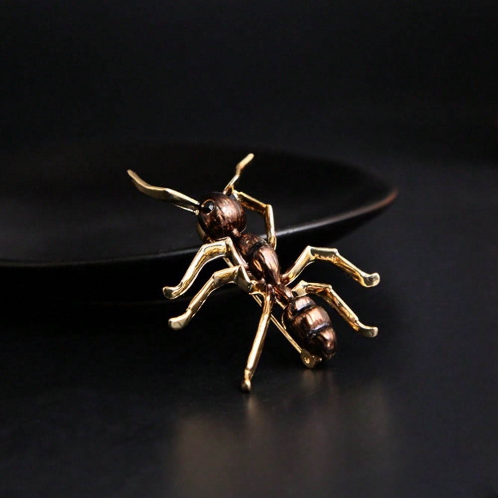 Cute Ant Brooch, Bronze Gold-Tone Realistic Insect Pin, Fashion Accessory for Daily Party Vintage Wear, Perfect Jewelry Gift