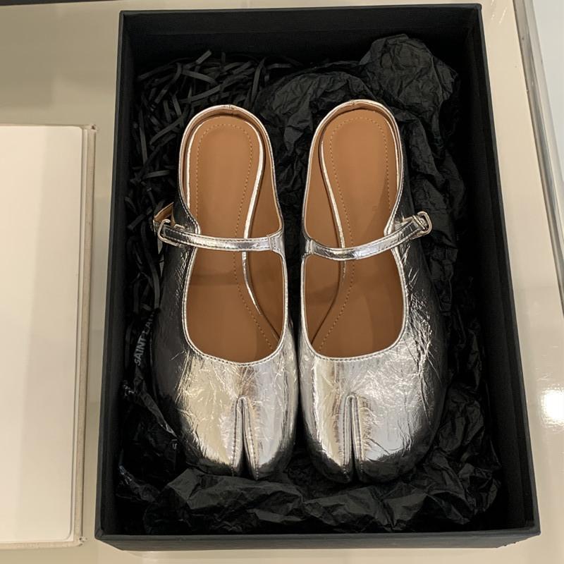 

Мода Bailamos Ретро Круглый Разделенный Носок Балетки Женские Повседневные Лоферы Мягкие Мокасины Мода Таби Ниндзя Мэри Джейн Одинарные Туфли Женские Муж 40 серебряный