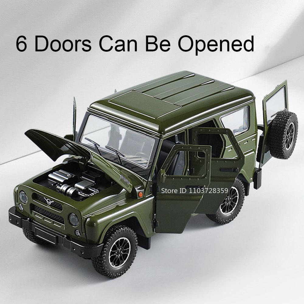 1:18 Russia UAZ Hunter Toy Model Off-road Vehicles Alloy Diecast RV Car Models Doors Opened Sound Light Pull Back for Kids Gifts