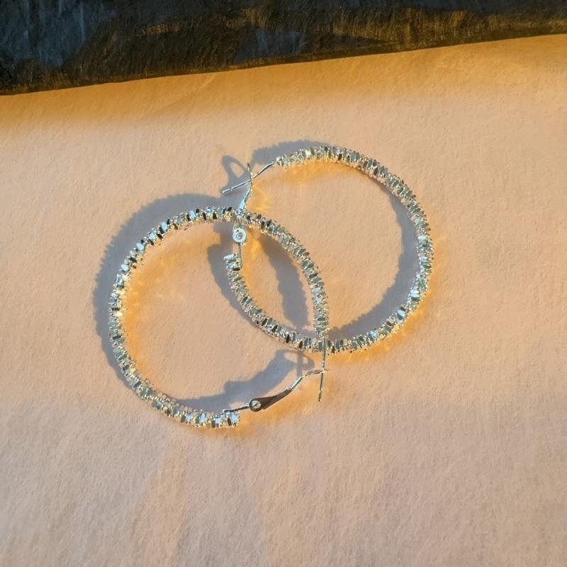 

Европейская и американская мода OL Style универсальные золотые геометрические круглые серьги женские преувеличенные круглые серьги Ruili белый