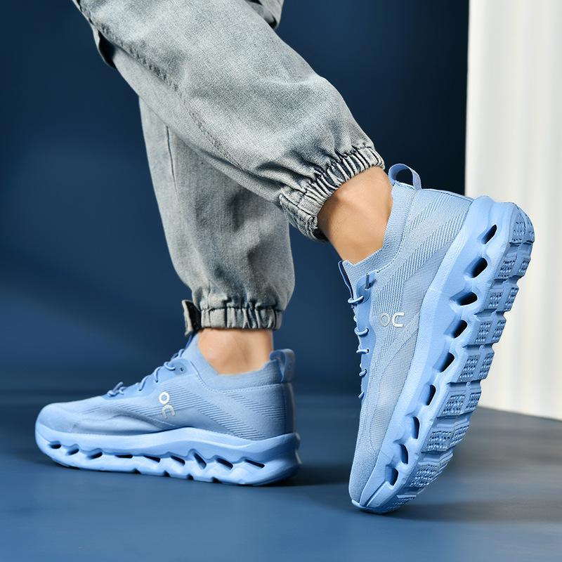 Men's shoes fly-woven running shoes spring and summer low-top mesh cloth surface lightweight breathable cushioning sports shoes casual jogging shoes