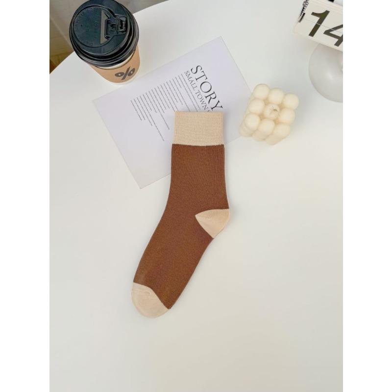 Mid-calf Socks for Autumn and Winter, Color-matched Mid-calf Socks, Niche and Fashionable Women's Socks