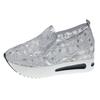 Scarpe singole casual traspiranti in rete con suola piatta alla moda da donna, con altezza interna maggiorata