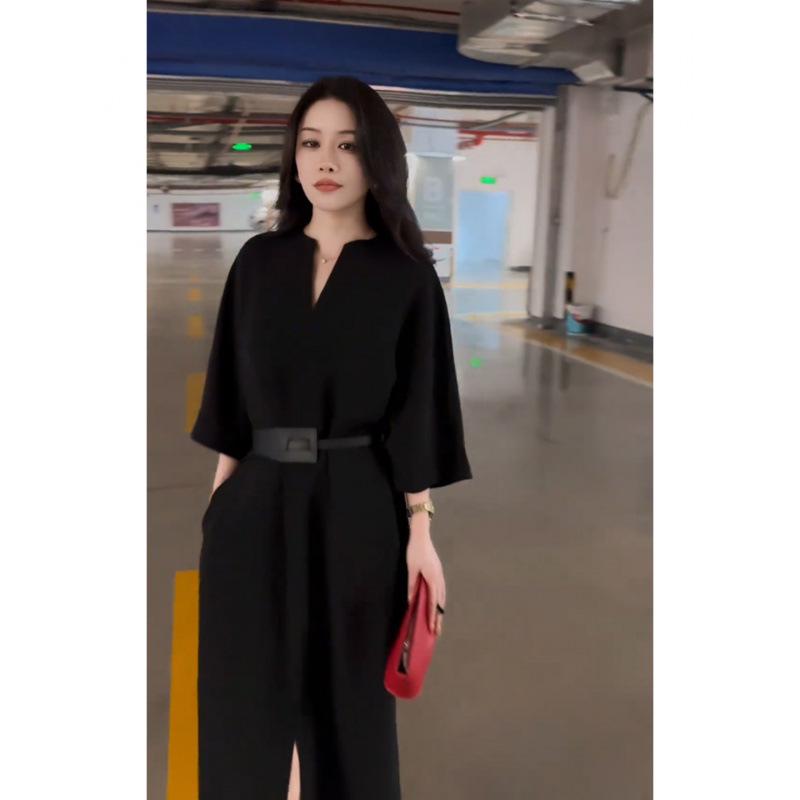 Hepburn Style Elegant Black Plus Size Dress for Curvy Women: Versatile, Fashionable Long Skirt