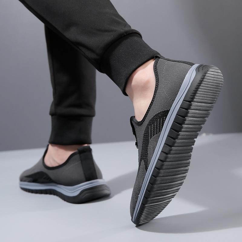 Herrenschuhe atmungsaktive Mesh Fly-Woven Schuhe Herren Sommer leichte Freizeitschuhe Mittelalterliche und ältere Schuhe 2025