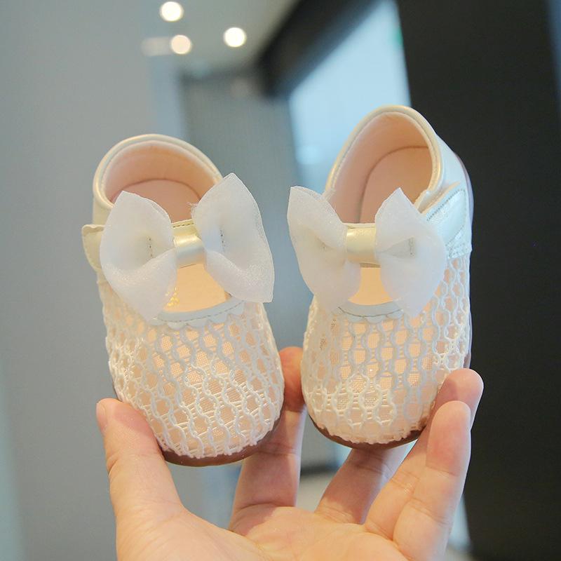 

Baotou Slip-on Breathable Casual Shoes with Hollow Design and Soft Sole - Girls Shoes 19 бежевий