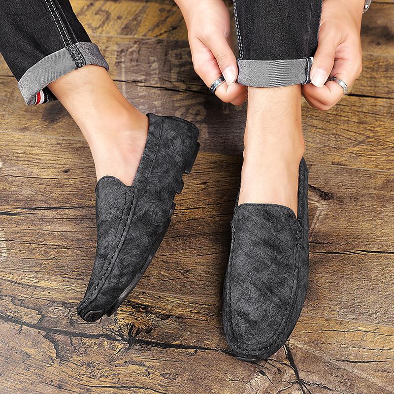 2026 Mocassini Penny Uomo Scarpe Casual Scamosciate Piatte Pelle Slip-On Piatto Lusso Designer Giovane Uomo Mocassini Scarpe da Guida Uomo
