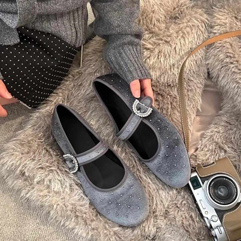 Fashion Soft Bottom Flat Shoes Spring New Round Head Shallow Mouth Flannelette Glitter Word with Anti-slip Wear-resistant Single Shoes