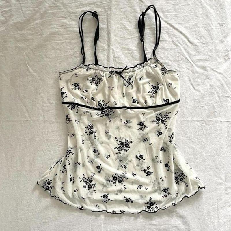 Women's Sweet and Cute Fairy Tale Style Y2K Casual Slim Crop Top Polka Dot Kawaii Bow Lace All-match American Gothic Cartoon Top