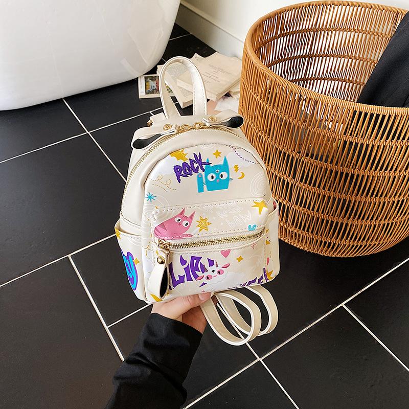 

Уличный тренд рюкзак с медведем ручной росписи новая мода повседневный граффити мини-рюкзак тренд