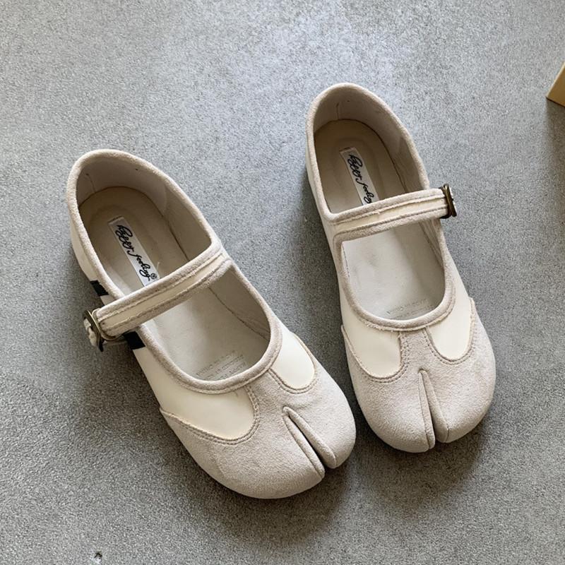 Fashion IPPEUM Red Ballet Sneakers Split Toe Ballerinas Flats Buckle Straps Tabis Sneakers Ballet Shoes