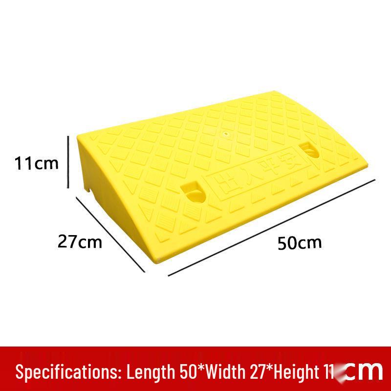 Plastic Ramp Pad: Car Uphill Climbing Slope Curb Threshold Speed Bump Step.