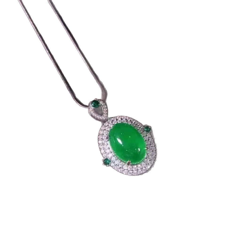 Green Pigeon Egg Rhinestone Pendant with Cubic Zirconia Clavicle Chain for Women