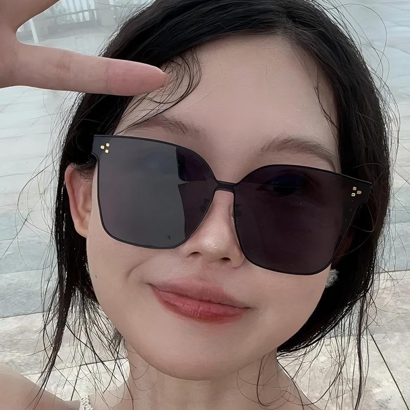 

Women s fashion sunglasses, sunglasses, men s and women s personalized sunglasses
