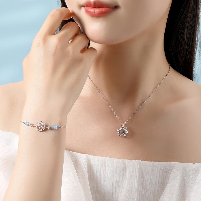 S925 Sterling Silver Heart & Fish Tail Necklace - Versatile Niche Design, Forest Style Clavicle Chain