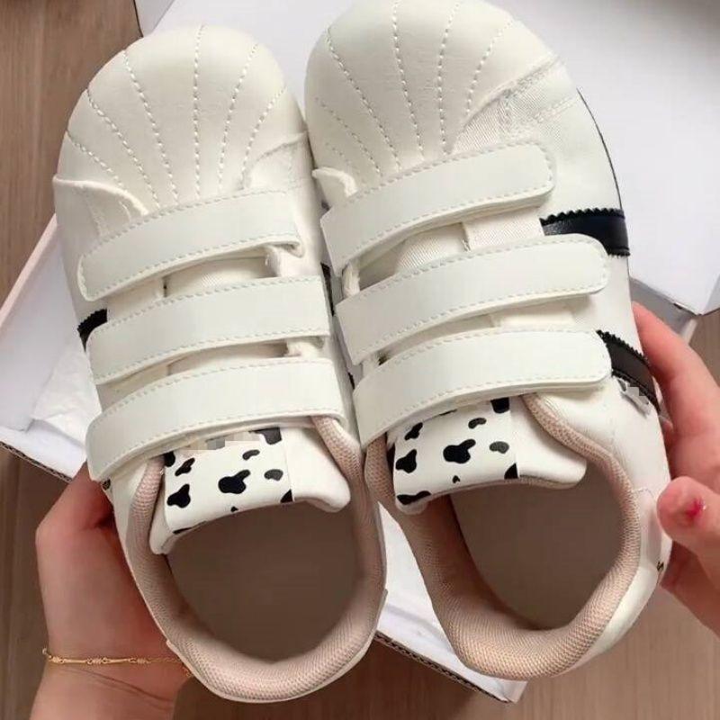 Niche Board Shoes Women's 2025 New Bread Shoes Summer and Autumn White Shoes Women's Casual Versatile Daily Casual Shoes