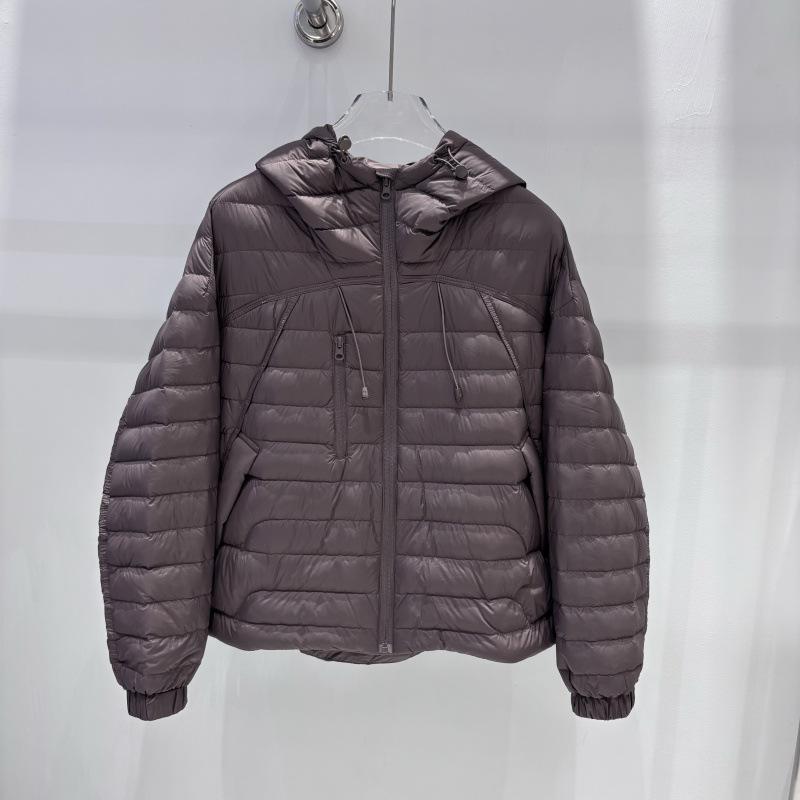 Fashion Light and Thin White Duck Down Jacket Women's Short Winter Loose and Versatile and Thin Warm Jacket