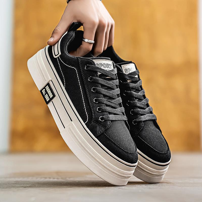 Men’s Blue Sports Shoes Casual Canvas Shoes Street Style Running Sneakers Students Over Sized Black Skateboard Shoes