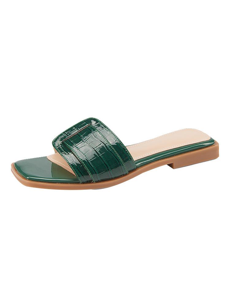 Green women's cool slippers casual square head lazy flat bottom 2025 summer new outer wear one word outer wear slippers