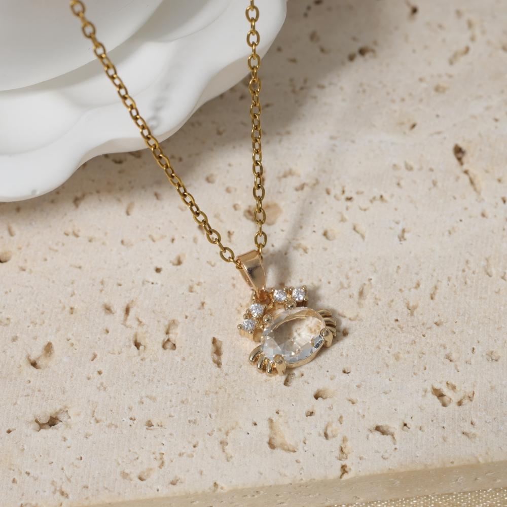 1 Piece Simple Artificial Crystal Bear Pendant Necklaces for Women Golden Stainless Steel Necklace Jewelry Daily Accessories