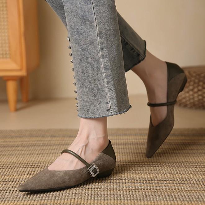 Fashion Elegant Wedge Heel Mary Jane Shoes Women Sexy Pointed Toe Metal Buckle Strap Design Flats Comfortable Faux Suede Women Footwear