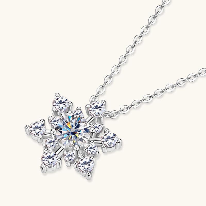 Silvere Glam The Charming New Ins Style In Silver And The Snowflake Moissanite Necklace S925 Sterling Silver Collarbone Chain