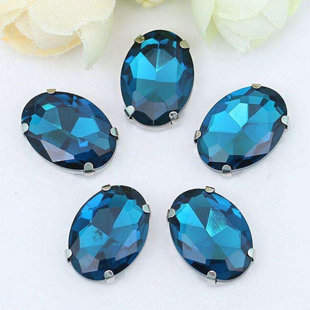 50 st/paket Med Silverklo Glas Kristallstenar Sy-på Diamantpärlor Prydnad För Handarbete