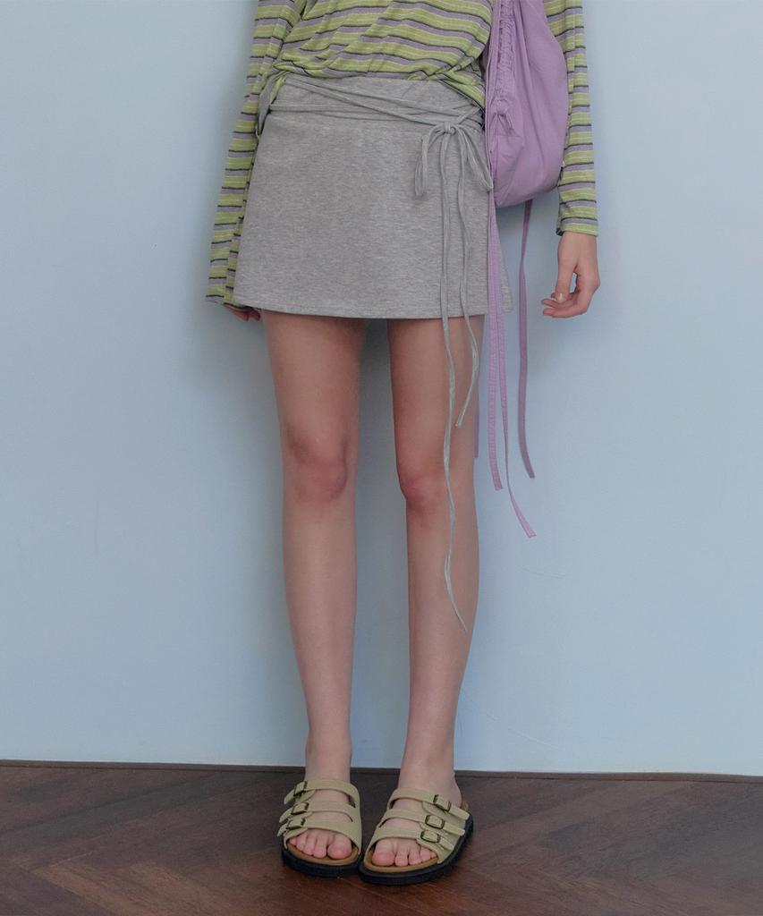 Teuwi Trick Strap Banding Mini Skirt