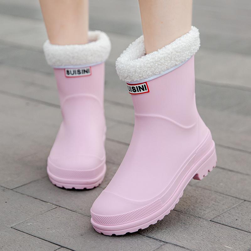 Fashion medium tube rain shoes women's water shoes winter wear rain boots adult velvet soft sole waterproof non-slip women's rubber shoes