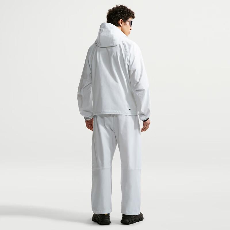 Nike Men's Woven Fitness Running Jacket