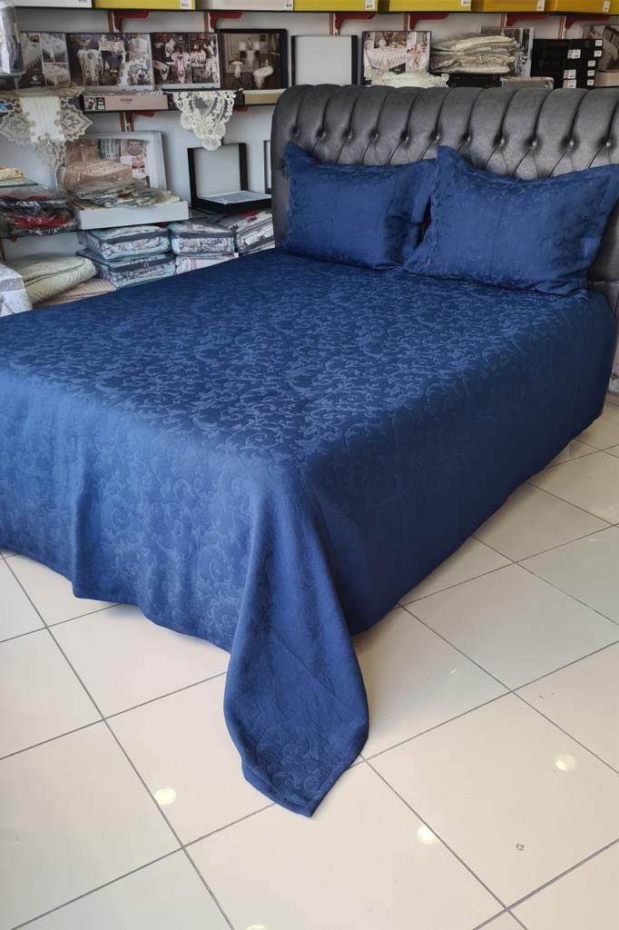 

Двойное жаккардовое покрывало Drop Size 250 x 260 см, темно-синий