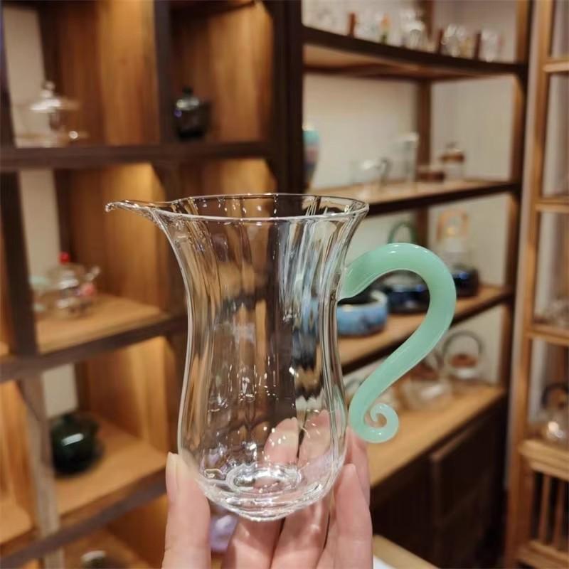 

200ML Imitation Jade Color Handle Glass Tea Pitcher Fair Cup Kung Fu Tea Set Chahai Tea Ceremony Glass Serving Teacup Teaware 150ML зелёный