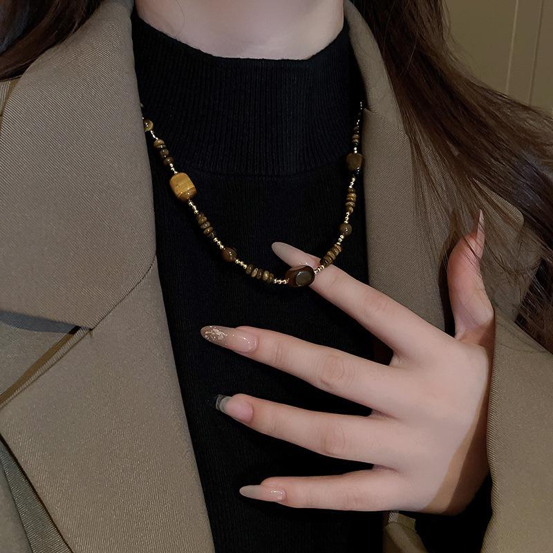 Pearl Tiger Eye Pendant Necklace - Retro Sweater Chain with Simple, Elegant Design for Women