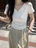 Front Shoulder V-neck Short-sleeved T-shirt for Women's Inner Wear, Summer New Design Sense Niche White Slim-fitting Pleated Waist Top