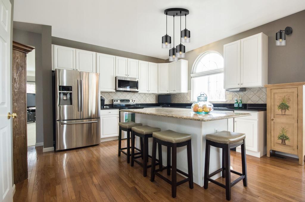 MODERNE DECKENHÄNGENDE LAMPE GLASLÜSTER