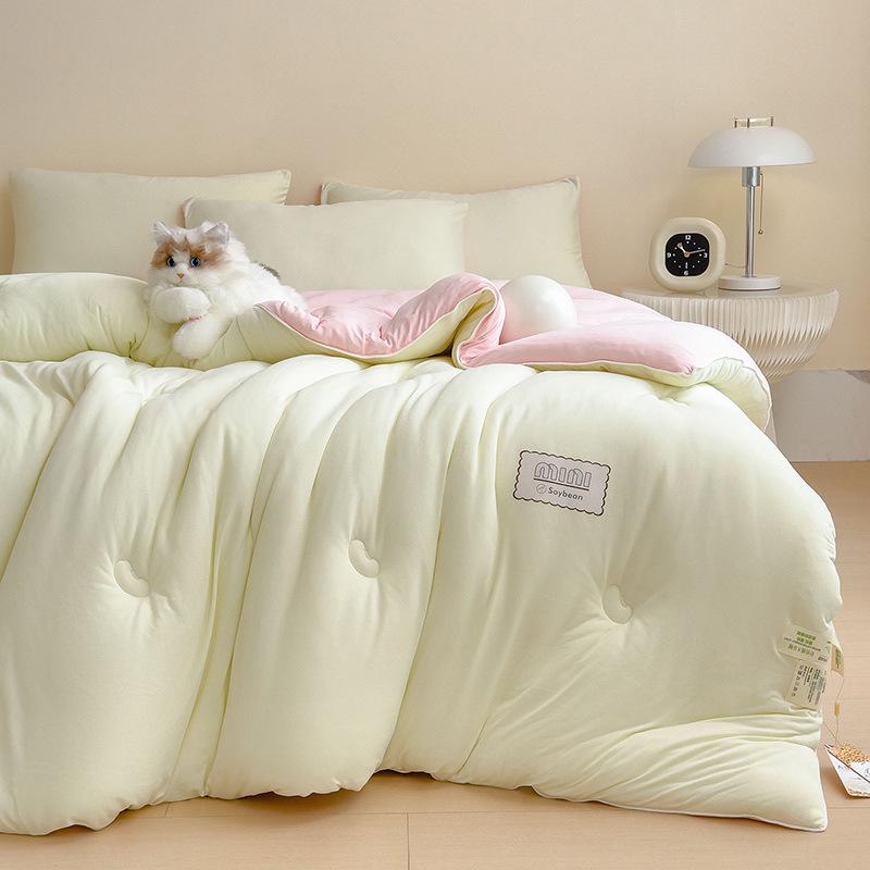 

Premium Extra Thick Knit Cotton Soybean Fiber Quilt for All Seasons 150x200cm 3 jin