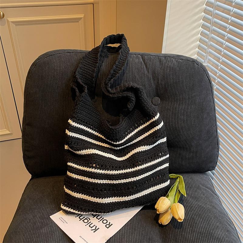 Large Capacity Knitted Bag Women's Summer New Versatile Striped Woven Bag Seaside Leisure Beach Bag