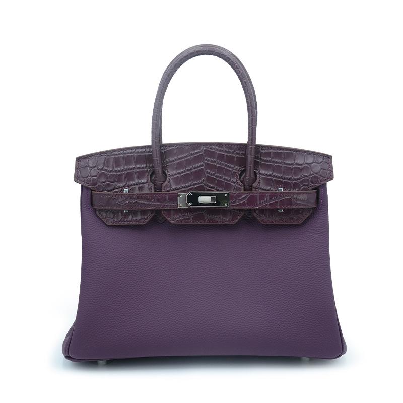 Crocodile Leather Leather Horn Baguette Mail Carrier Bag Handmade Wax Line Bag Popular Versatile Bag